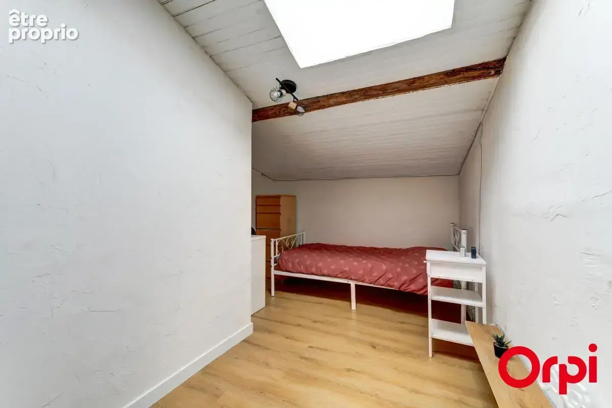 Maison de ville de caractère de 150 m² avec terrasse et jardin au cœur de Grézieu-la-Varenne - photo 17