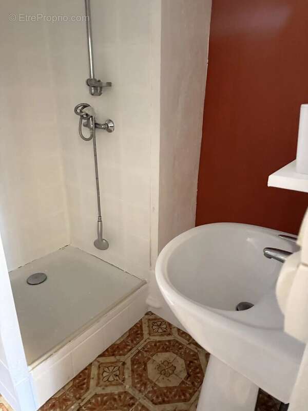 Appartement à BESSE-SUR-ISSOLE