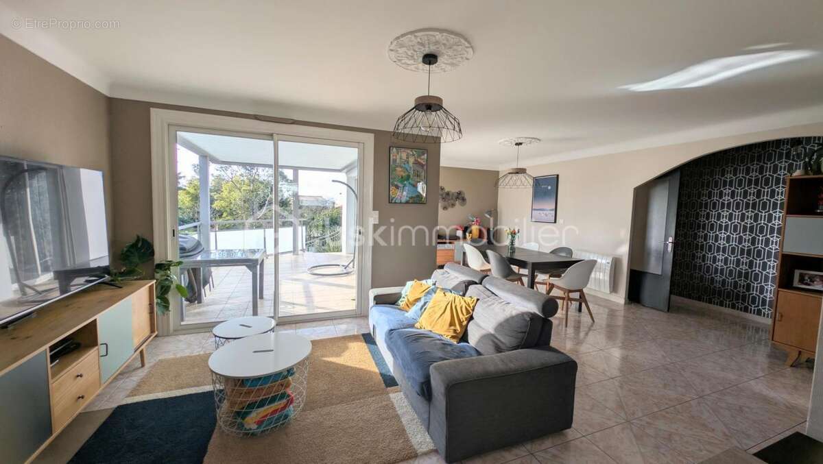 Maison à LE LOROUX-BOTTEREAU