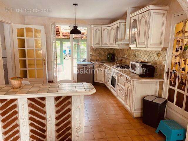 Maison à SAINT-JULIEN-EN-BORN