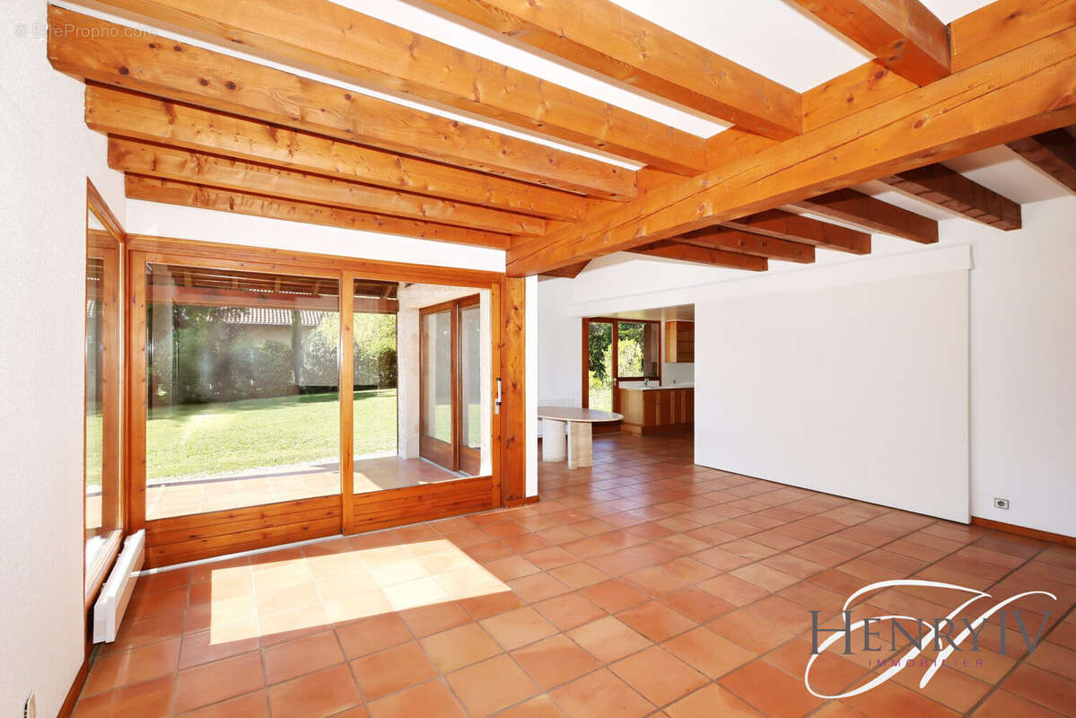 Maison à SAINT-ISMIER