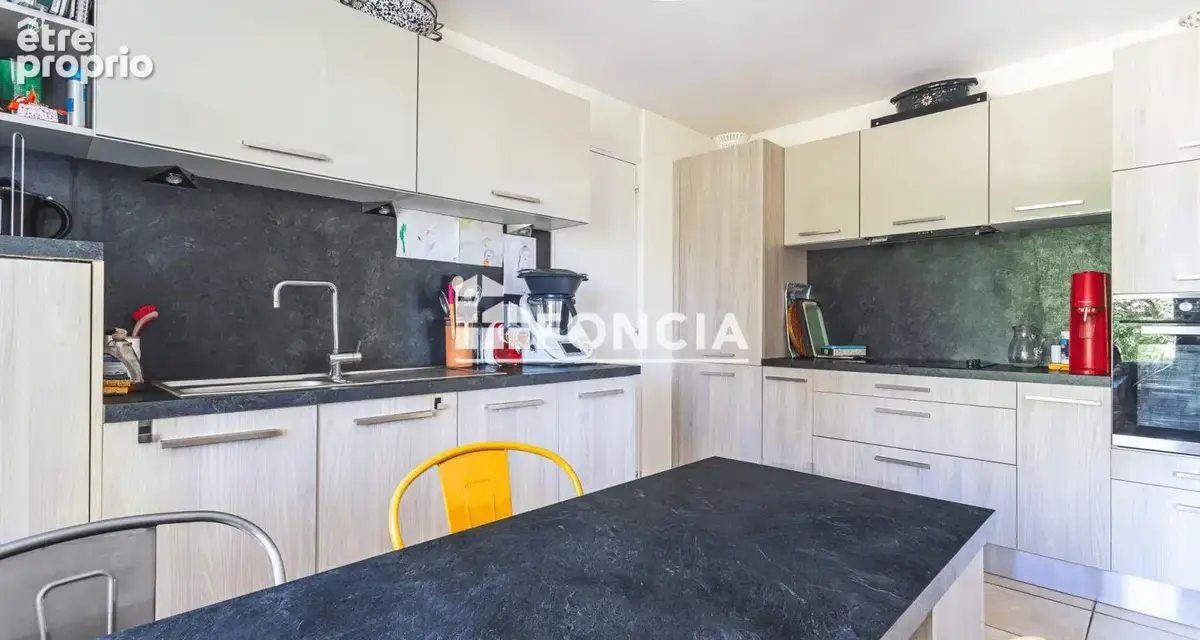 Bormes-les-mimosas – propriété avec piscine – 4 chambres – terrain 2 610 m² - photo 9