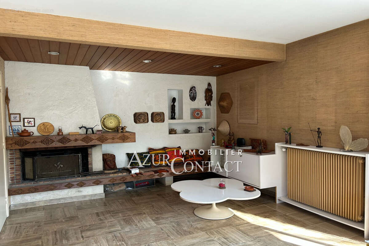 Maison à MOUGINS