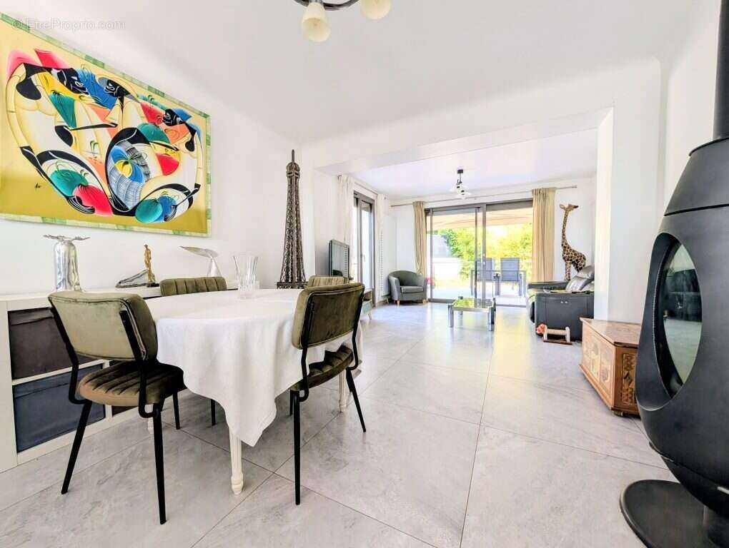 Maison à FIXIN