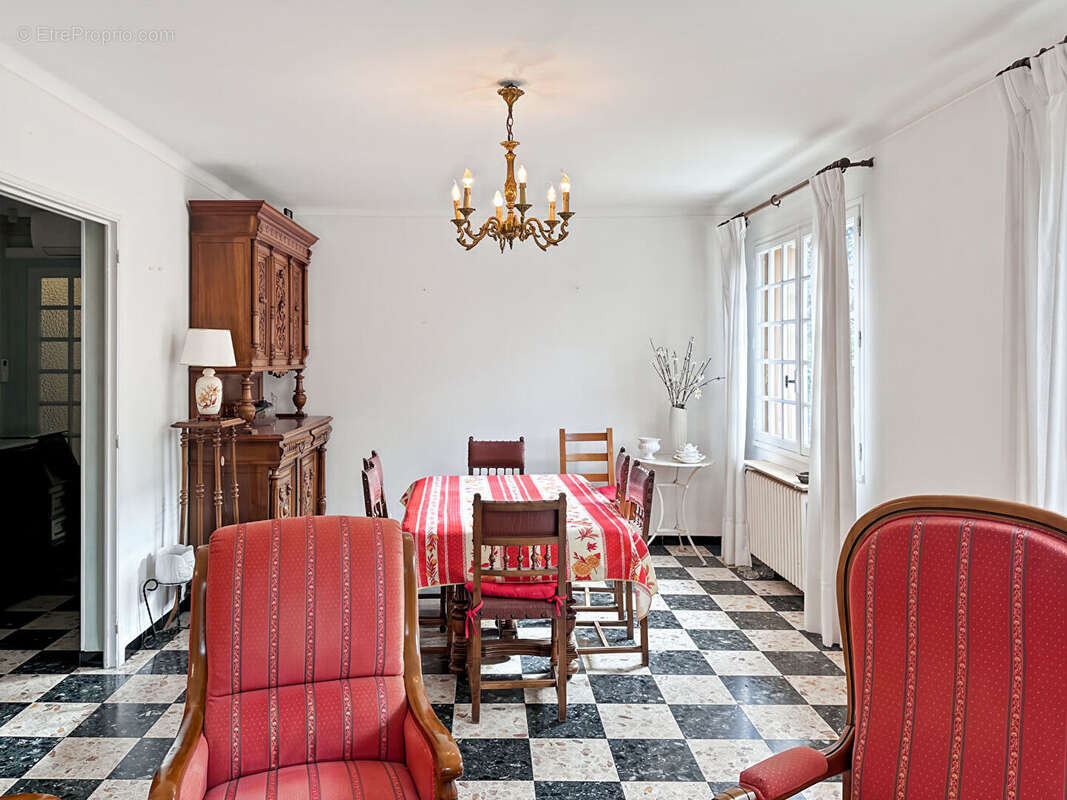 Maison à AVIGNON