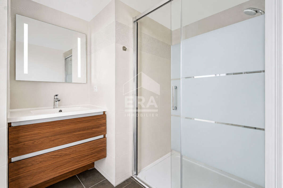 Appartement à CLICHY
