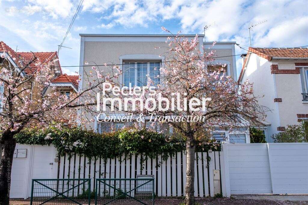 Maison à RUEIL-MALMAISON