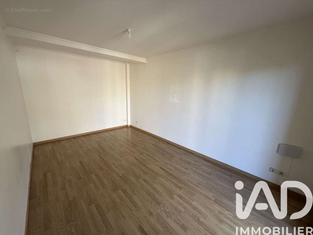 Maison 124 m² à Montcourt-Fromonville  - photo 7