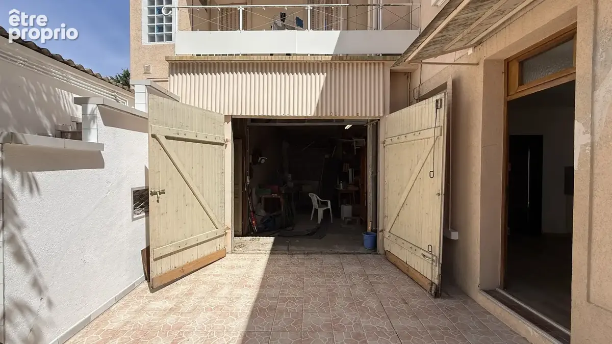 Investissement locatif à Vichy - Immeuble 3 appartements 4 garages - photo 21