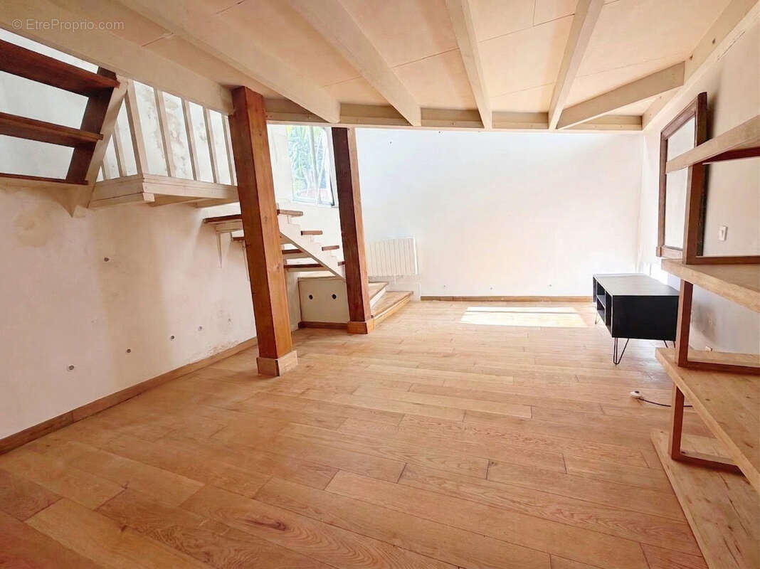 Appartement à PARIS-11E