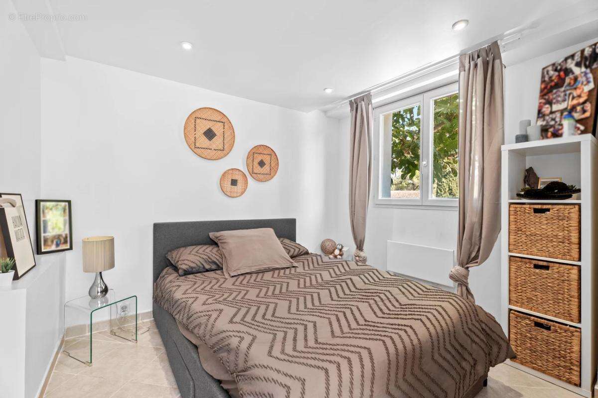 Maison à MOUANS-SARTOUX