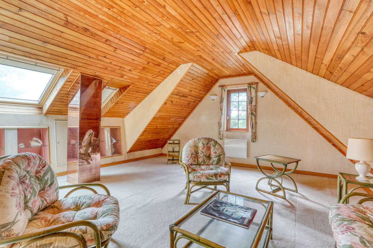 Maison à JOUY-EN-JOSAS
