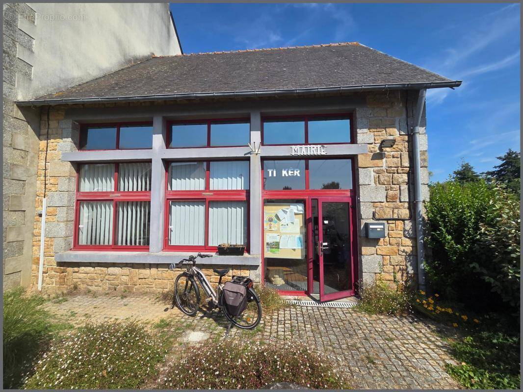 Maison à HENGOAT