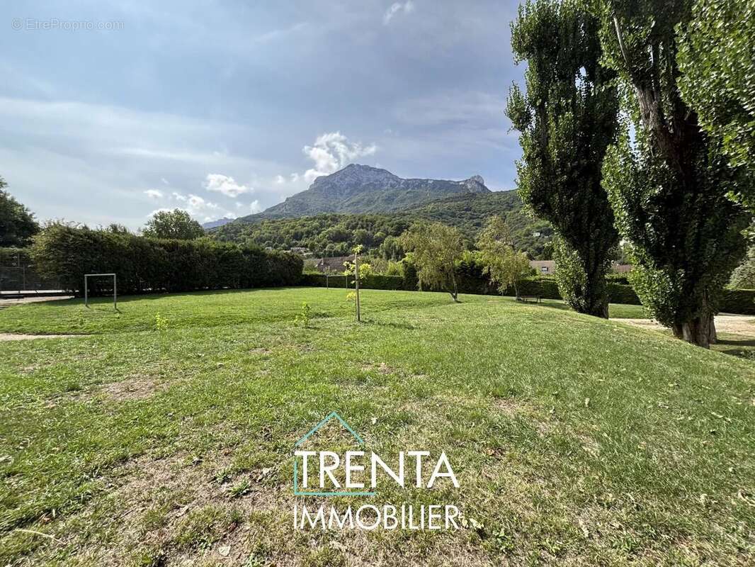 Appartement à SEYSSINET-PARISET