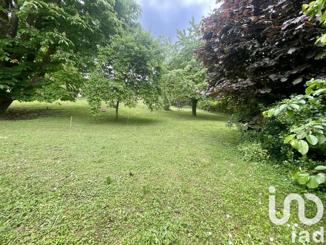 Photo 3 - Terrain à JUZIERS