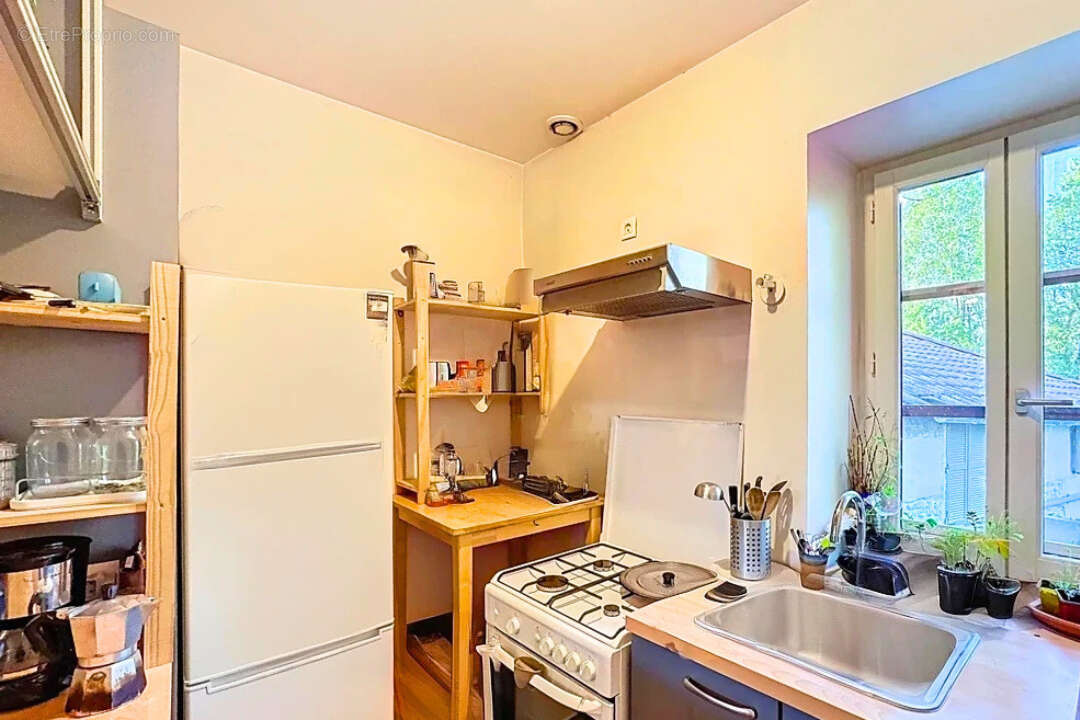 Appartement à NEUVILLE-SUR-SAONE