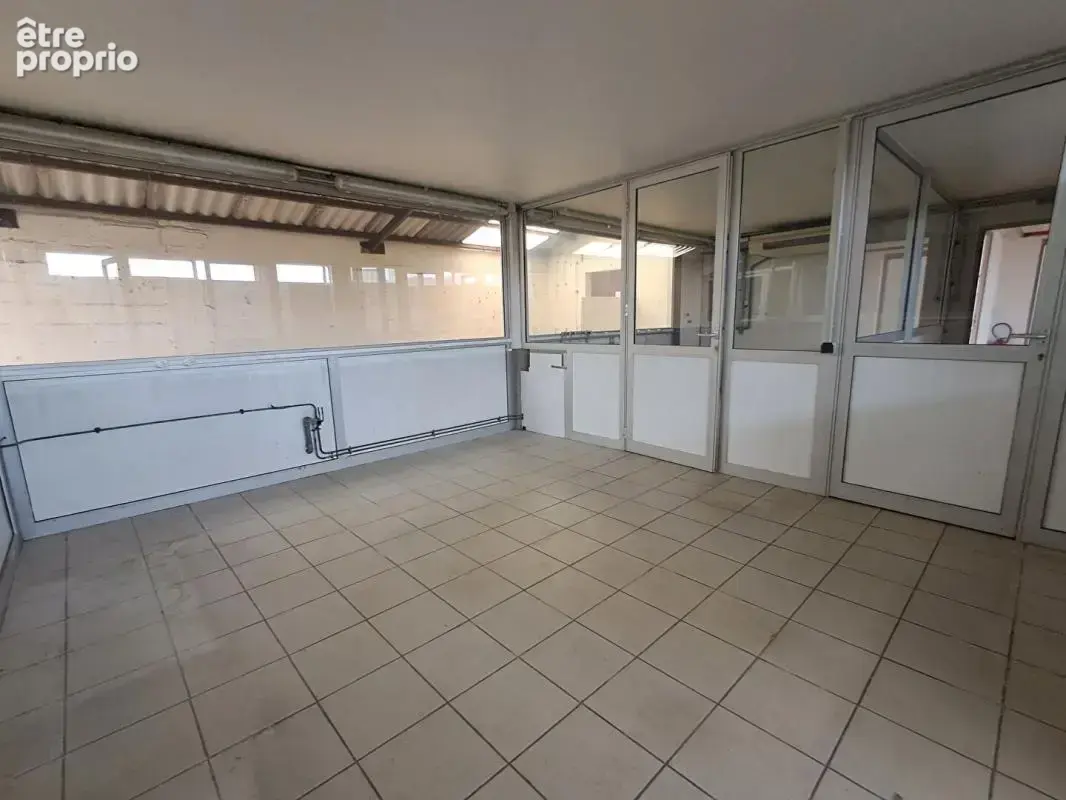 Batiment d'activité  540 m2 - photo 8