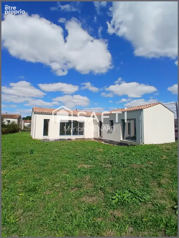 Photo 1 - Maison à ECOYEUX