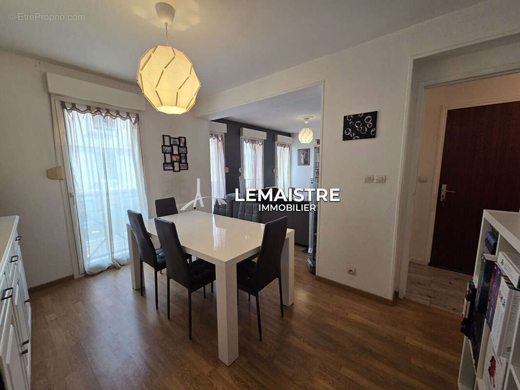 LOUVIERS CENTRE - APPARTEMENT T2 lumineux 56 m² - Parking sécurisé - Faibles charges - photo 2