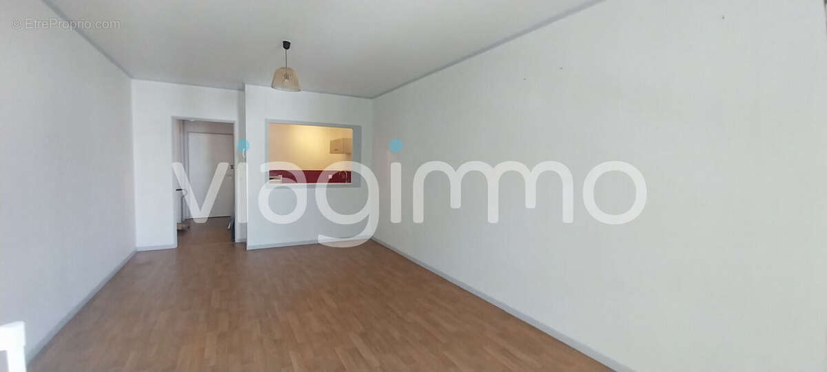 Appartement T2  seniorale centre-ville CHALLANS - photo 6