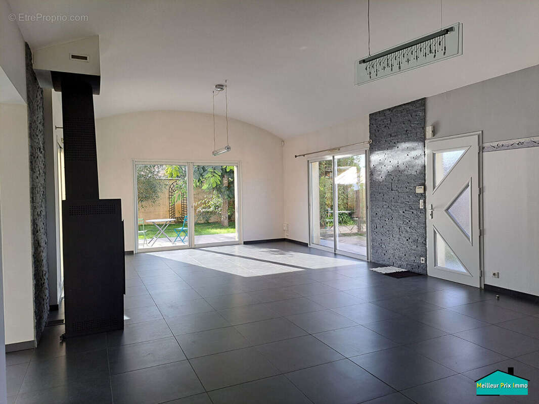 Maison plein bourg saint philbert de grand lieu 157 m² - photo 9