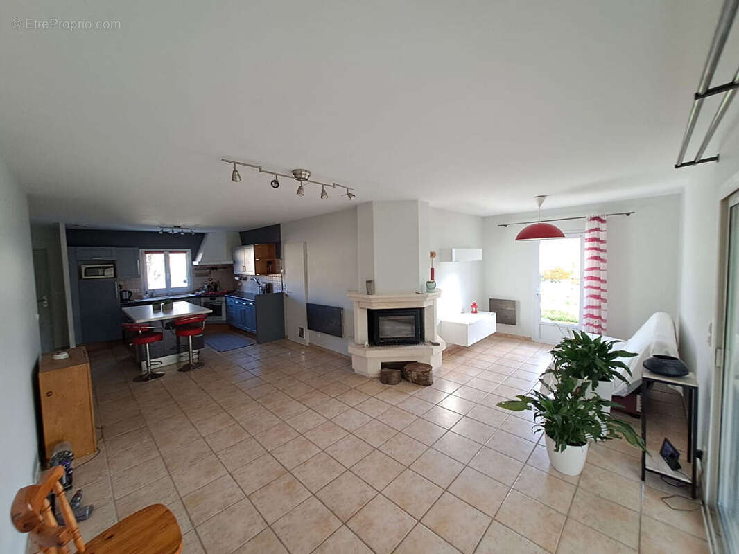 Maison à SAINTE-FLAIVE-DES-LOUPS