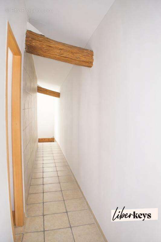A Rians authentique maison de village Type 4 entièrement rénovée - photo 5