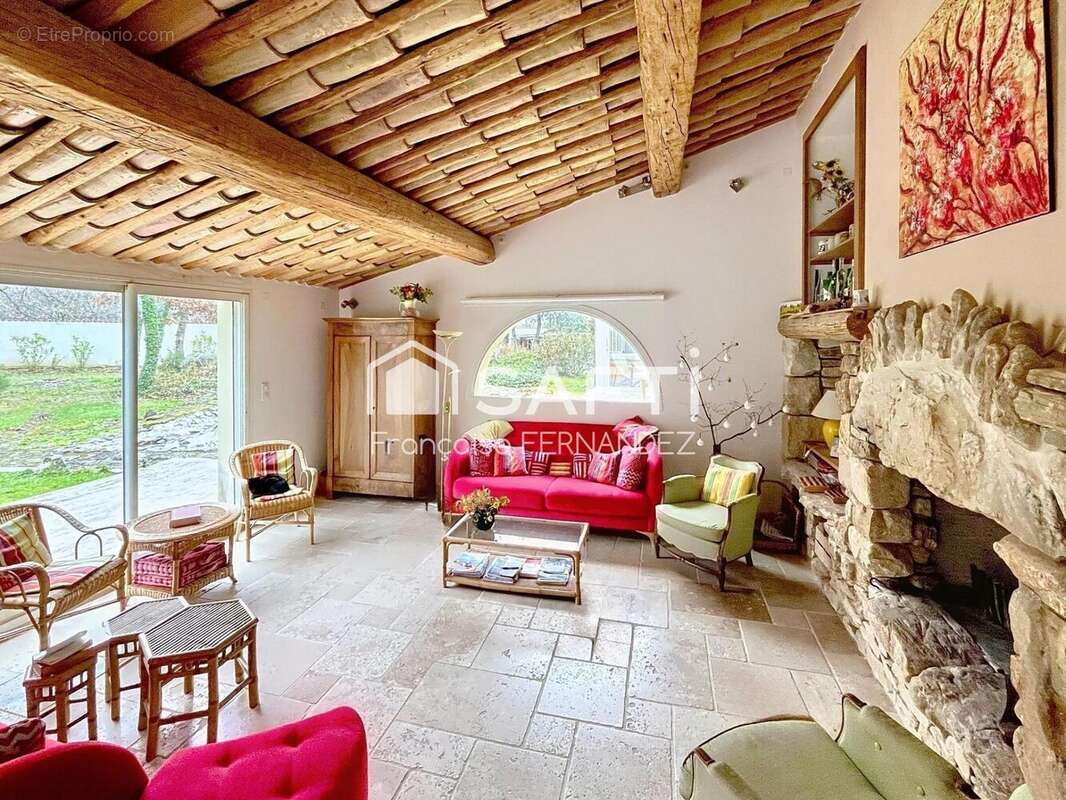 Photo 2 - Maison à VENASQUE