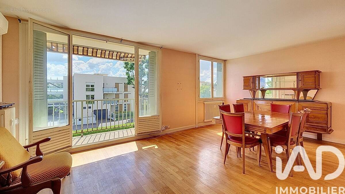 Photo 1 - Appartement à FONTAINES-SUR-SAONE