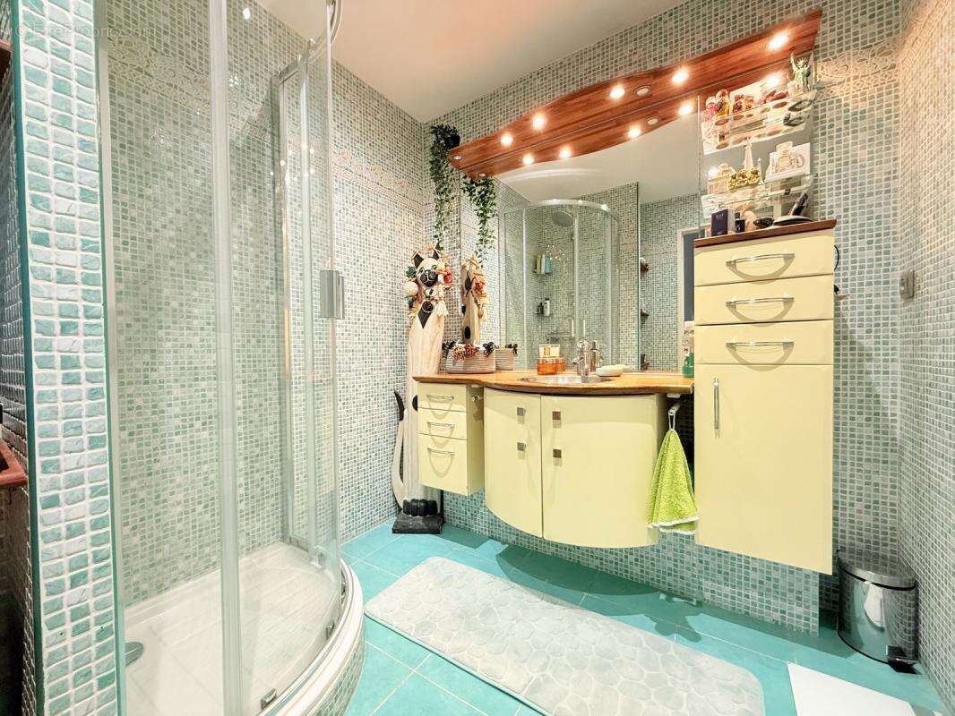 Appartement à MARSEILLE-9E