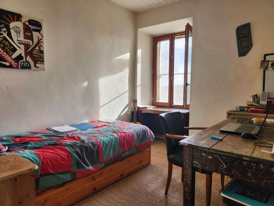 Corps de ferme de 228 m2 - photo 6