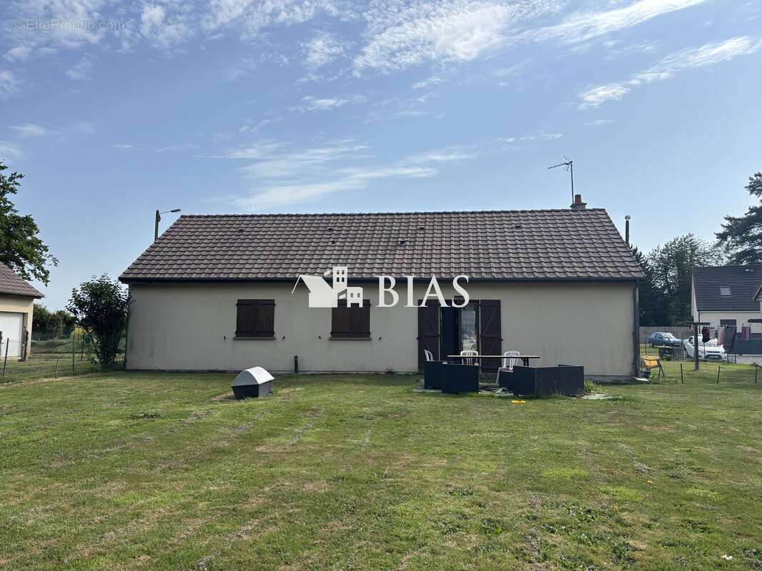 Maison à LA PYLE