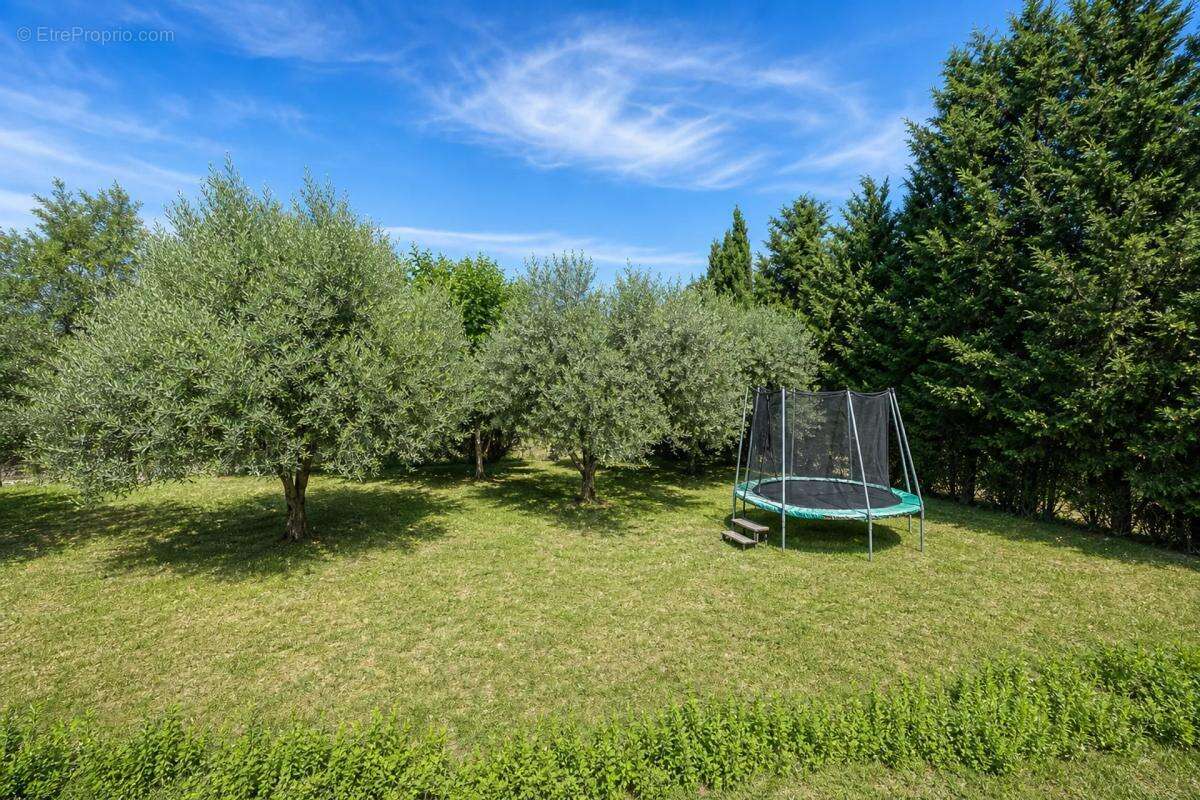 Maison de plain-pied à Alès + terrain  – Secteur Saint-Raby - photo 6