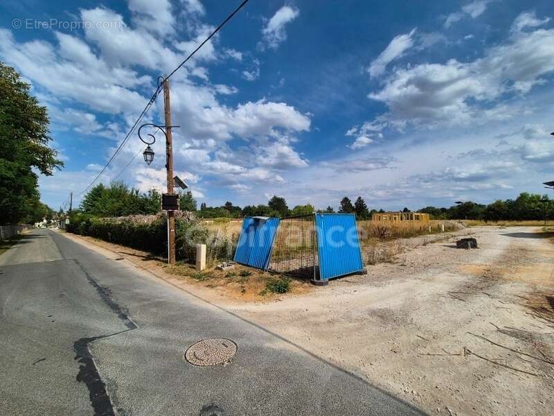 Terrain viabilisé à bâtir - 647,00 m² - Libre constructeur - photo 4