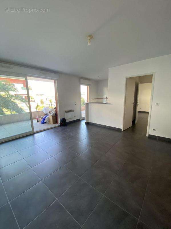 Appartement à LE CRES