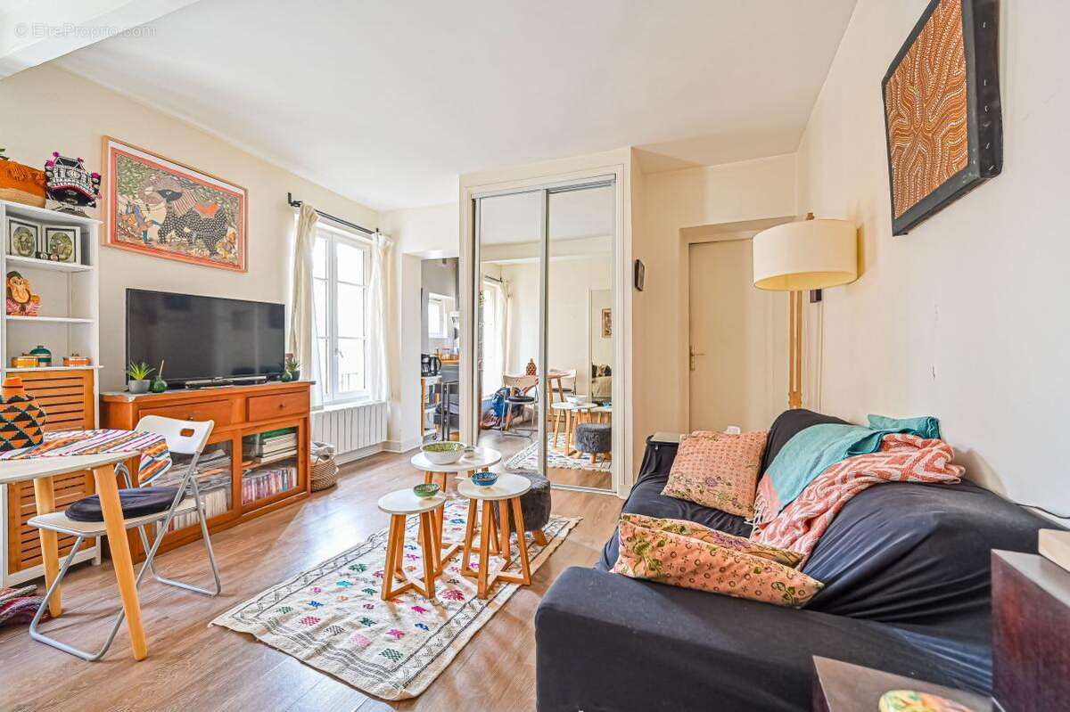 Appartement à PARIS-20E