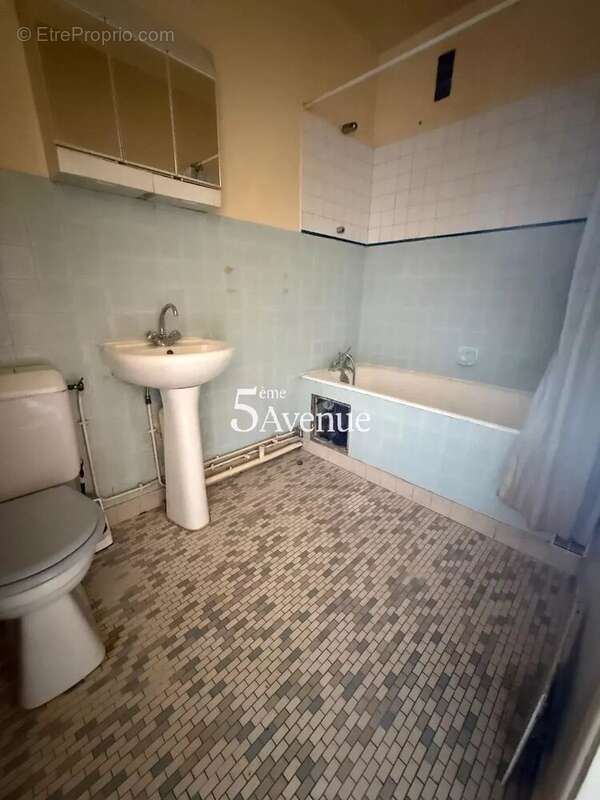 Appartement à SAINT-MAUR-DES-FOSSES