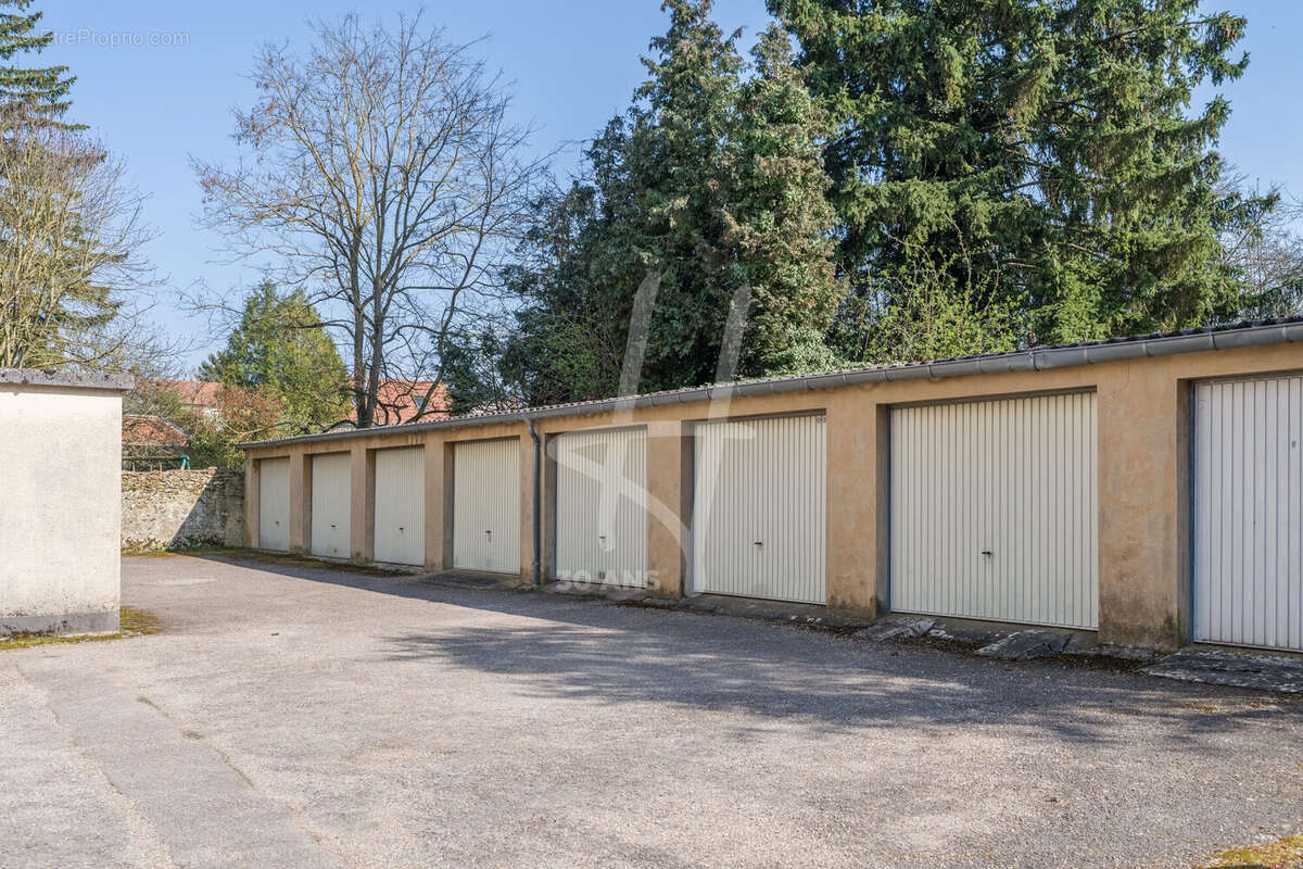 Appartement à LONGEVILLE-LES-METZ