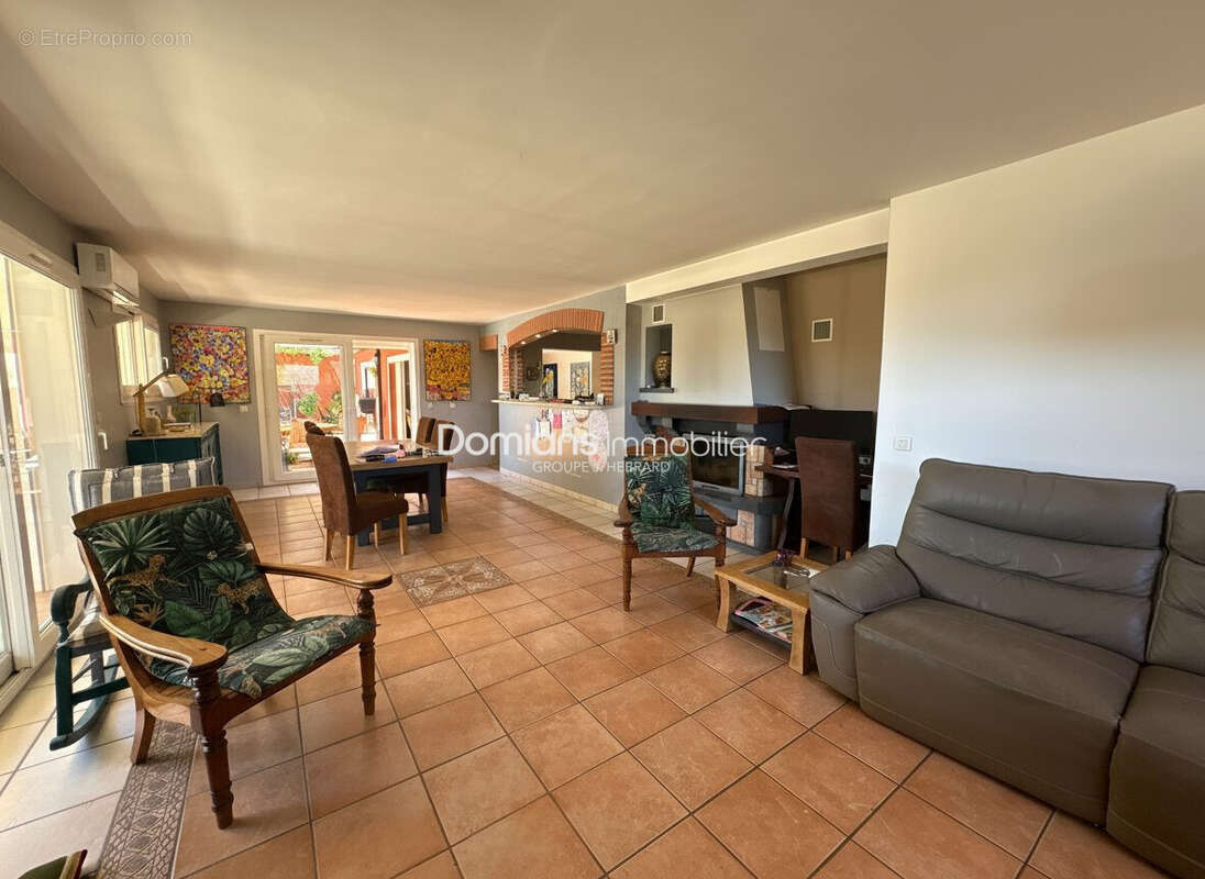Maison 284 m² à Millas  - photo 7