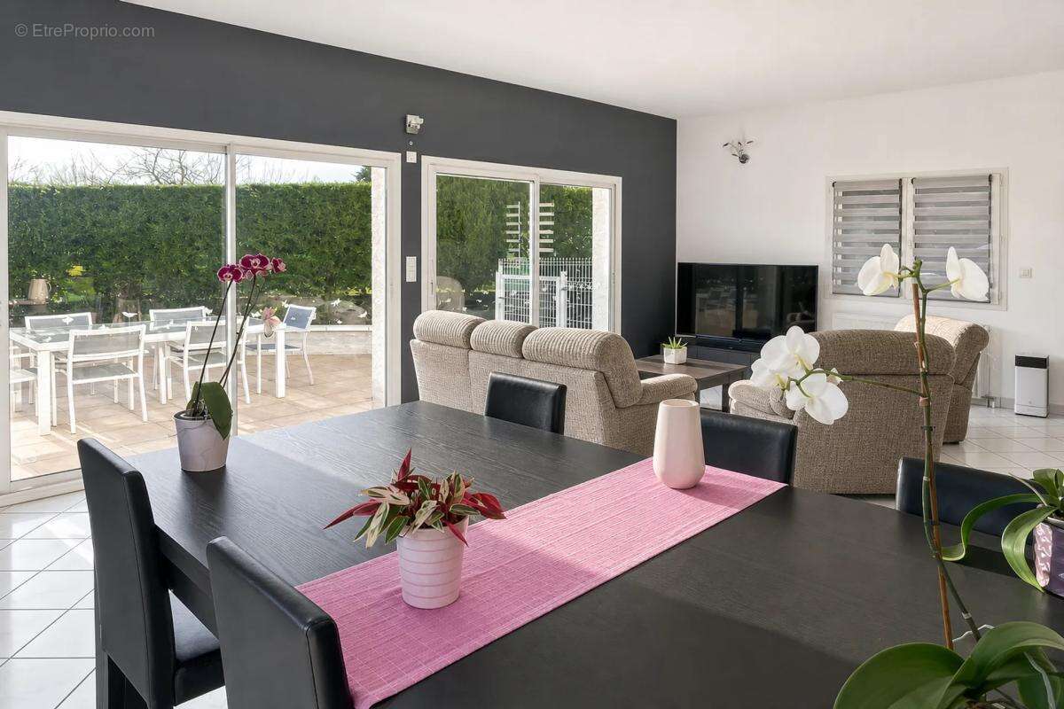 Maison à LE VERNET