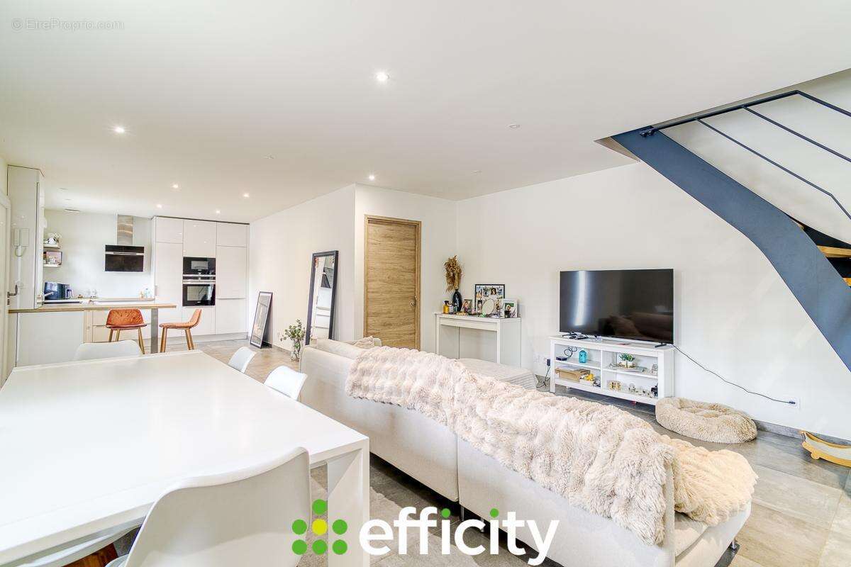 Appartement à MIONS