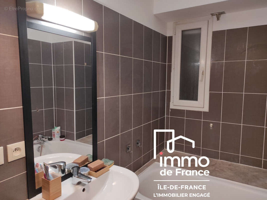 Appartement à TORCY