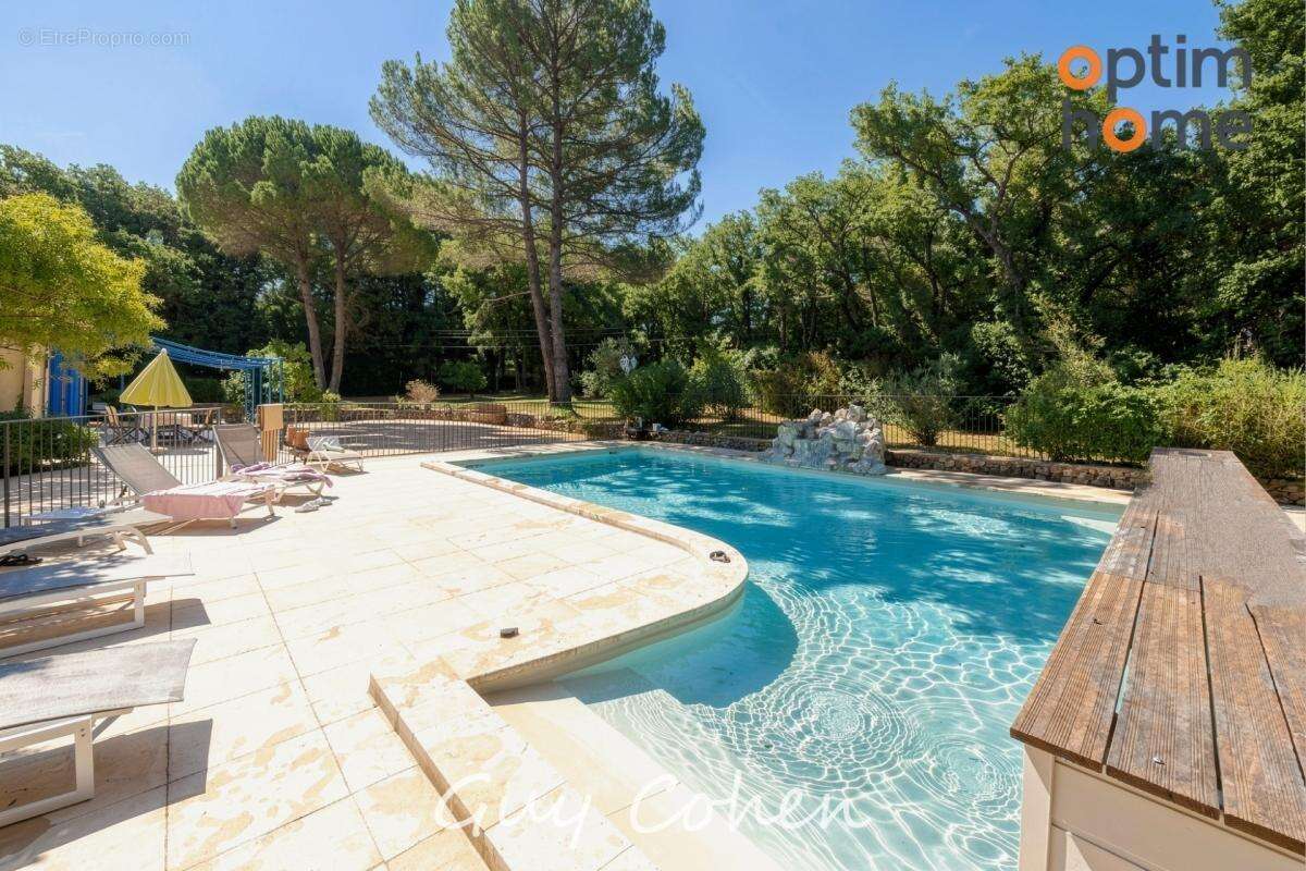 Belle propriété de 184 m2 sur 6300 m2 piscine proche Aix-en-Provence - photo 3