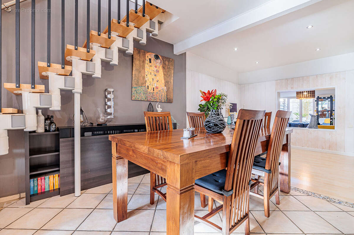 Coup de coeur pour cette maison de village type 4 d'environ 113 m² - photo 6