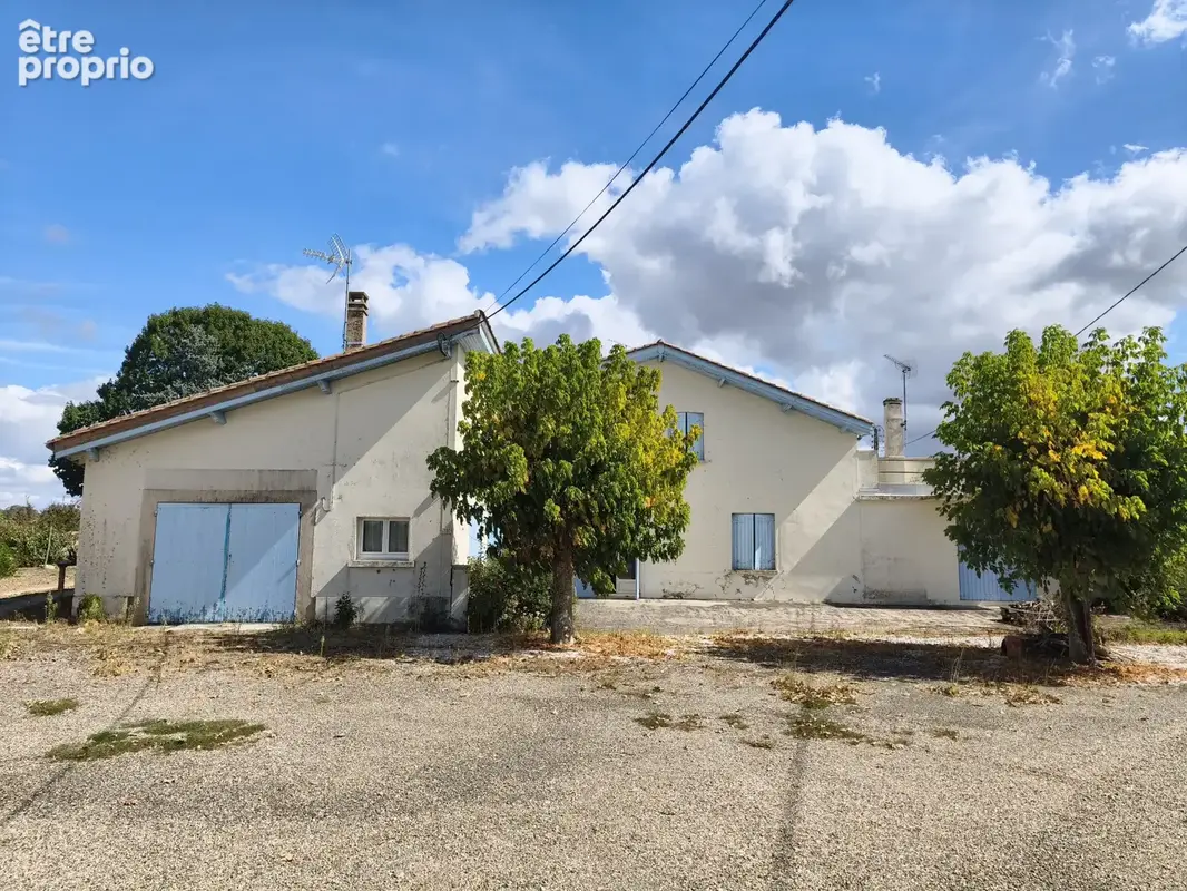Photo Maison à Arbis au prix de 186 000€