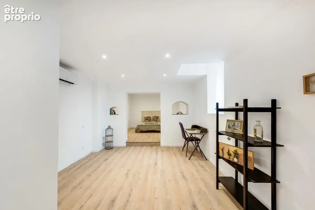 Fréjus centre historique - Appartement 81 m2 entièrement rénové - photo 7