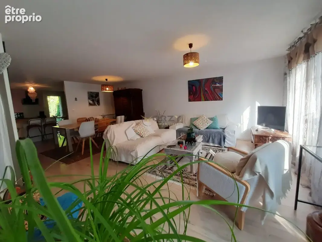 Maison 4 pièces 99 m² à vendre à Entraigues-Sur-La-Sorgue (84320) - photo 2