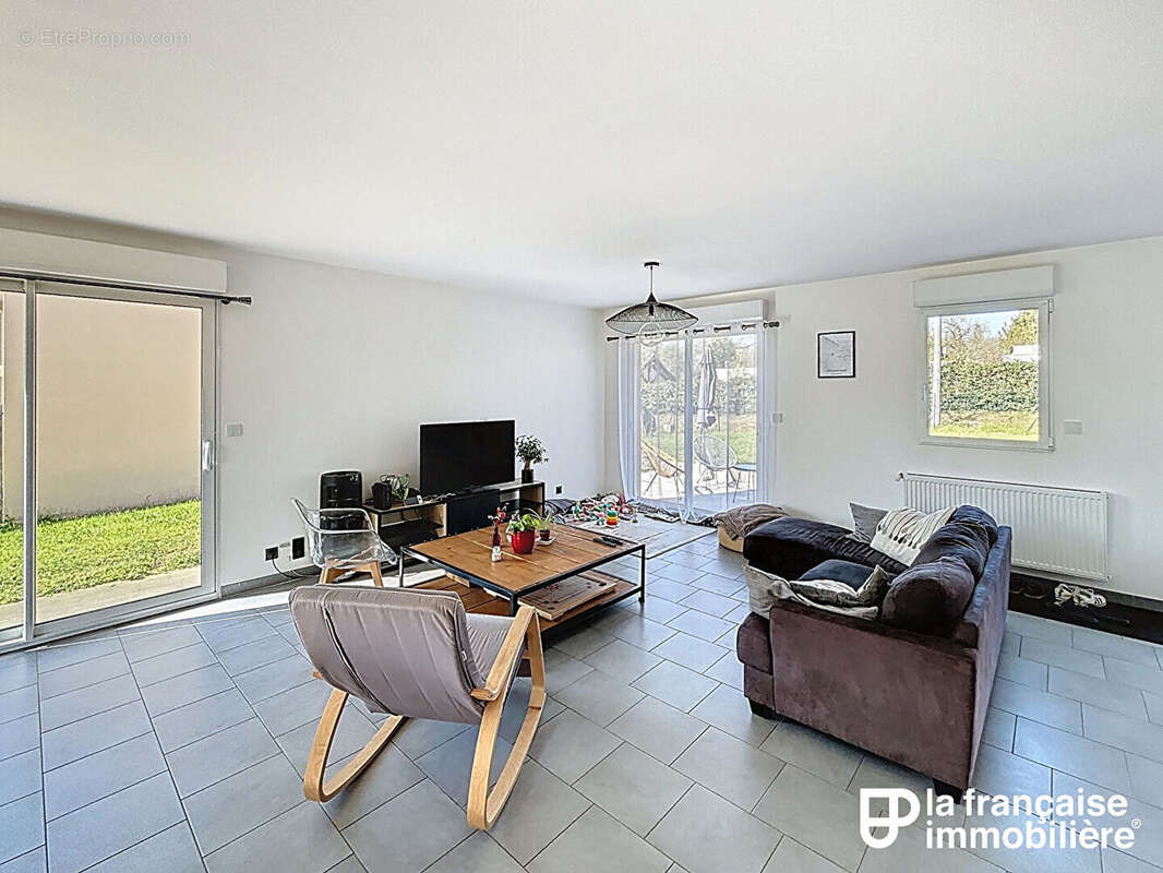 Maison à SAINT-JEAN-SUR-COUESNON