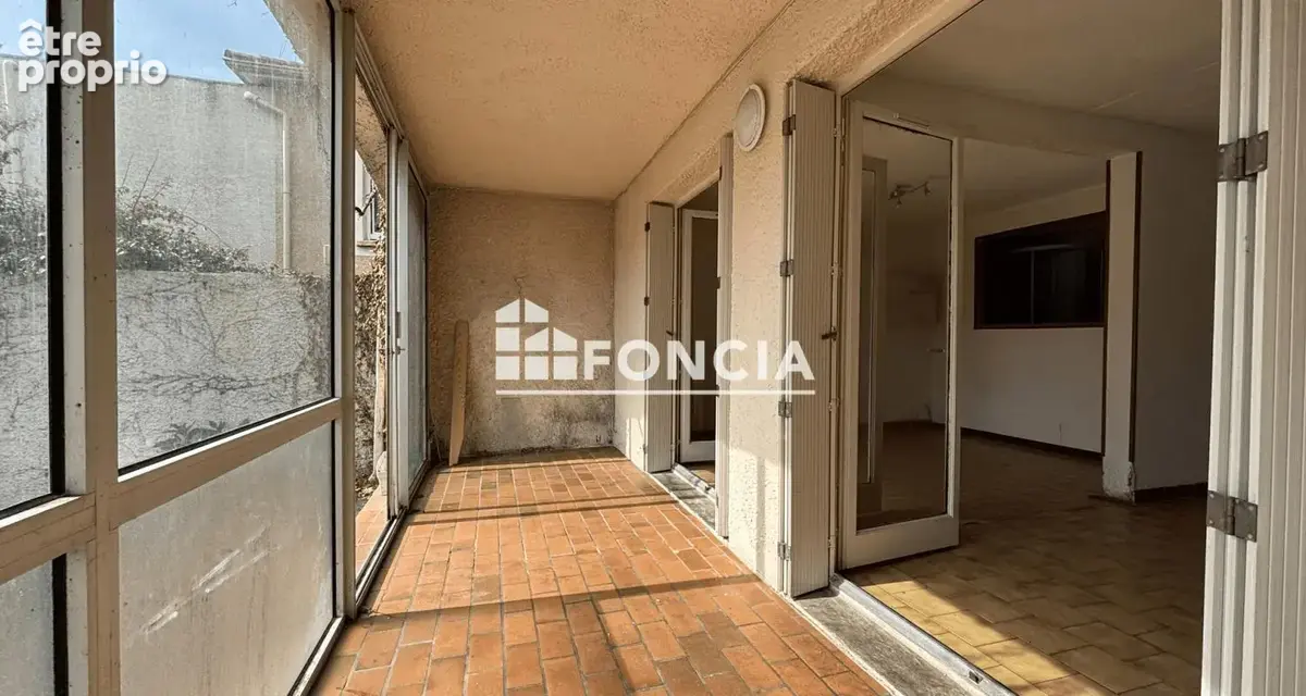 Agde, appartement à renover, 4 pièces, loggia et jardin - photo 3