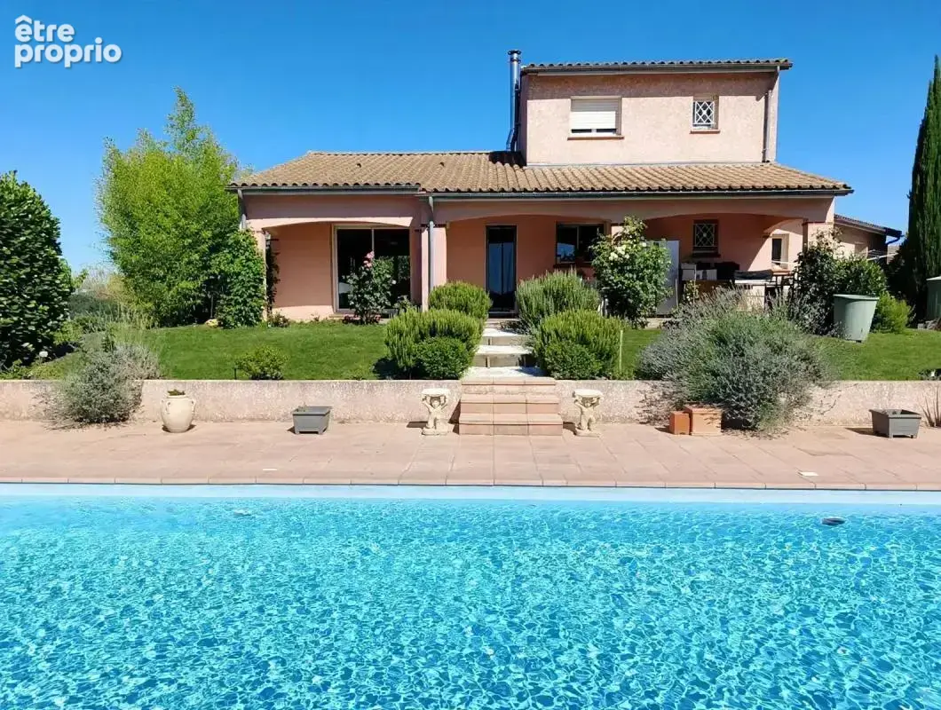 Maison 154 m² à Rouffiac-Tolosan  - photo 2
